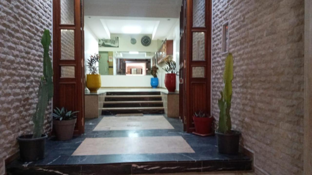 Bel Appartement Renove Proche De La Gare Du Train ラバト エクステリア 写真