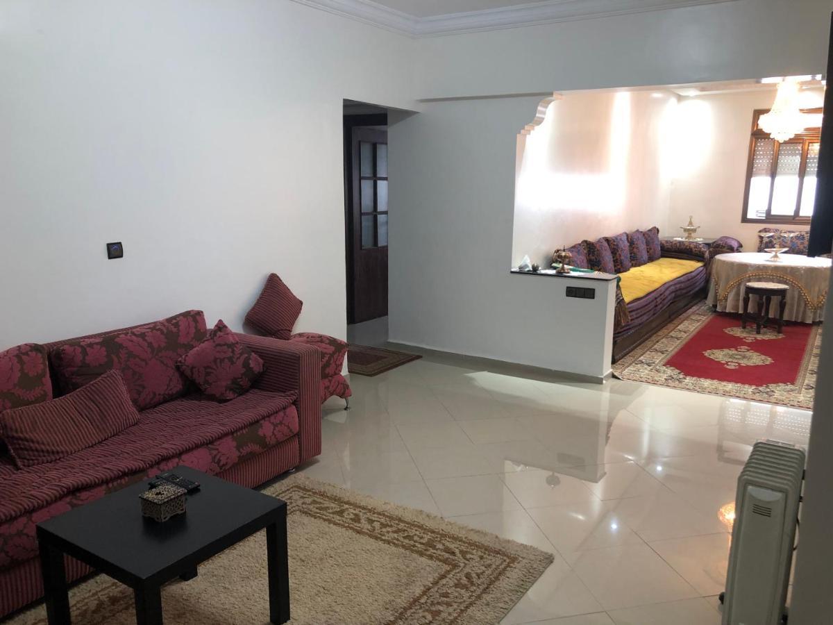 Bel Appartement Renove Proche De La Gare Du Train ラバト エクステリア 写真
